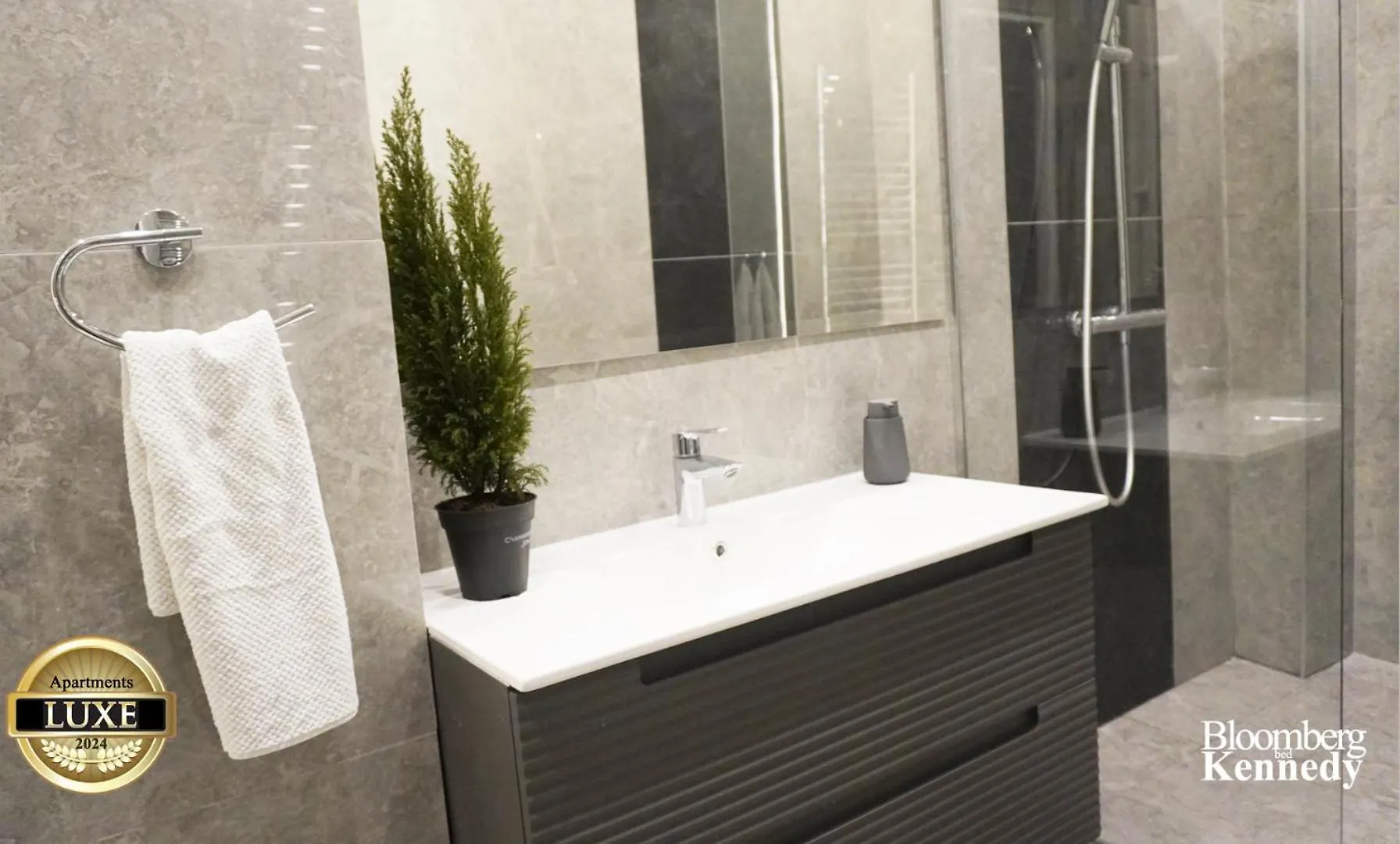 New! Apartment Luxury Passy-Kennedy In Front Of Eiffel Tower Paris